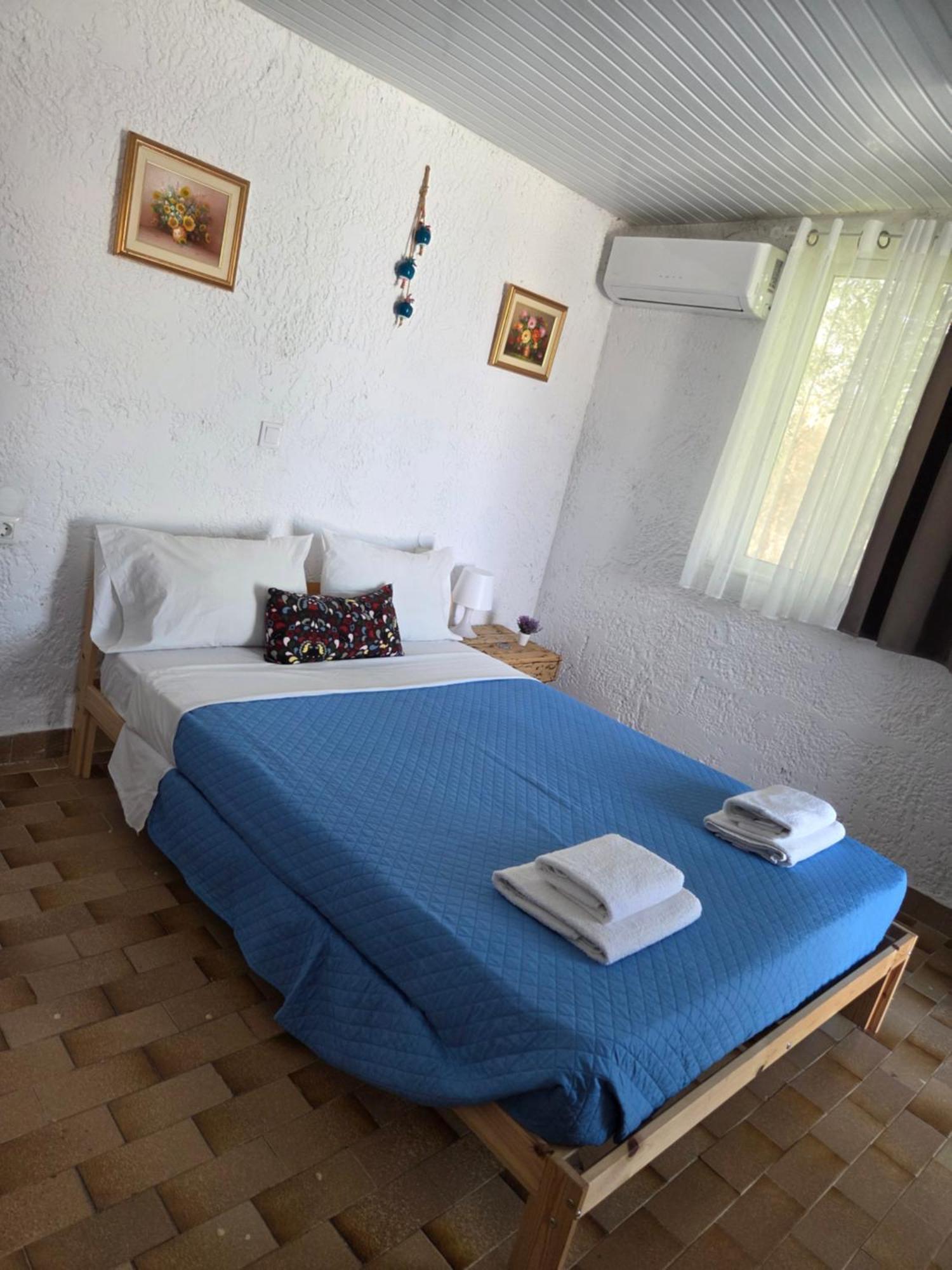 G&A Rooms Marmari Chambre photo